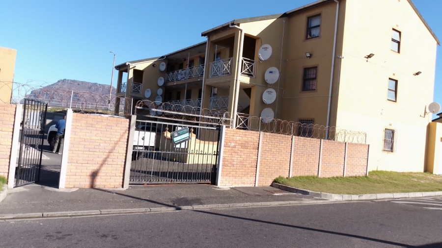 1 Bedroom Property for Sale in Retreat Western Cape